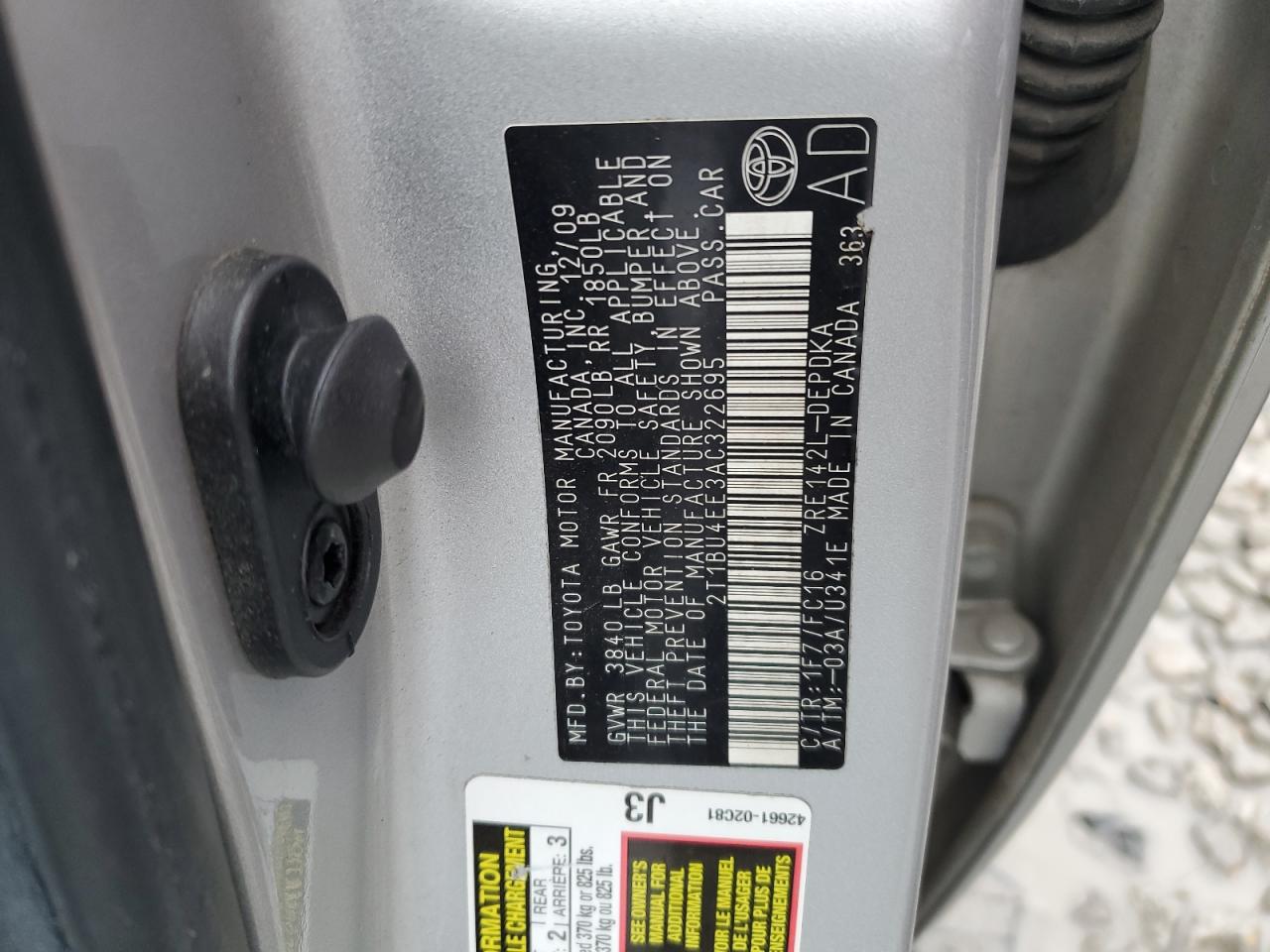 2010 Toyota Corolla - Image 12