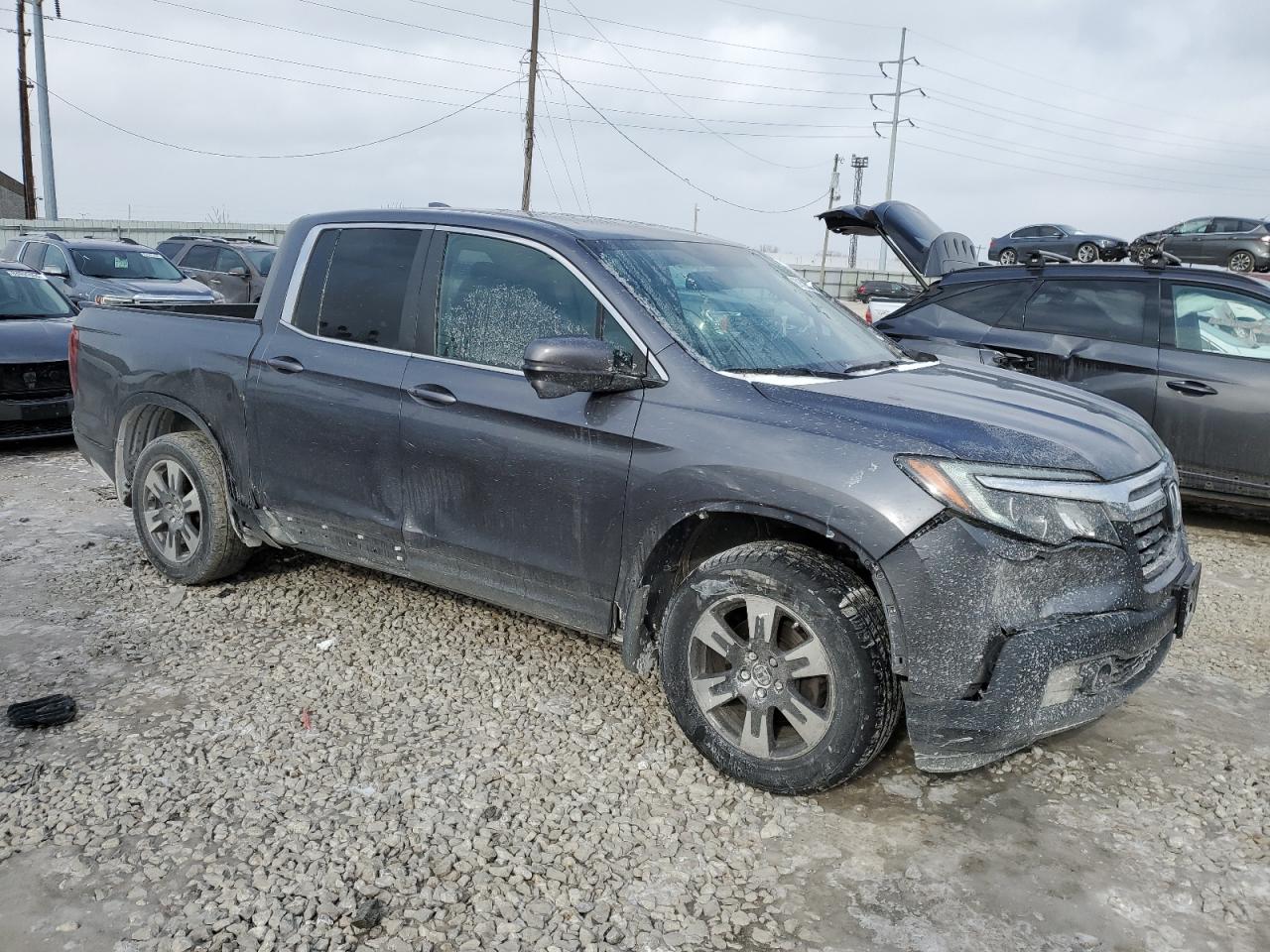 2017 Honda Ridgeline - Image 4