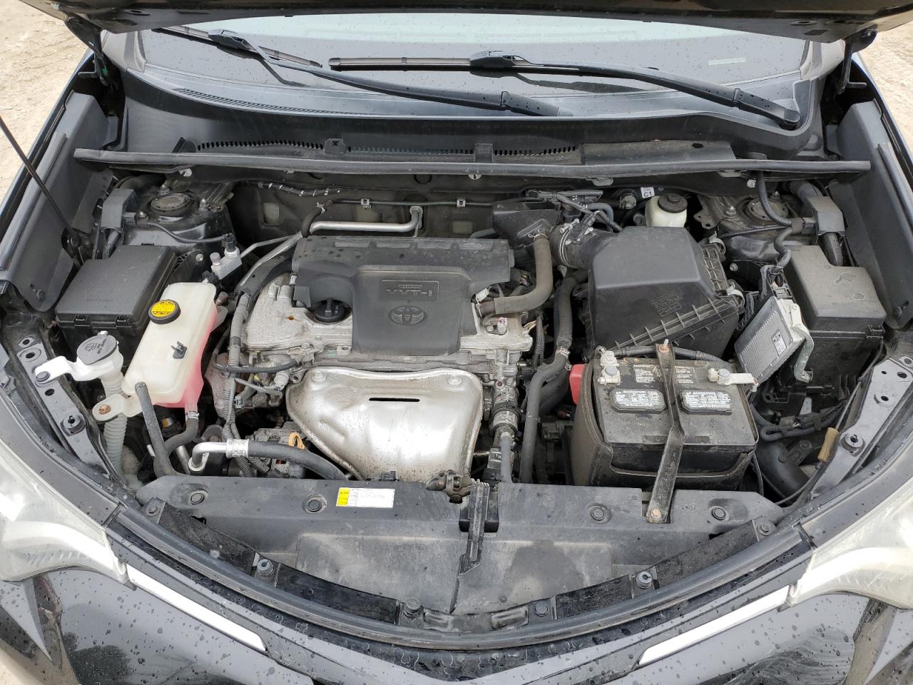 2018 Toyota RAV 4 - Image 13