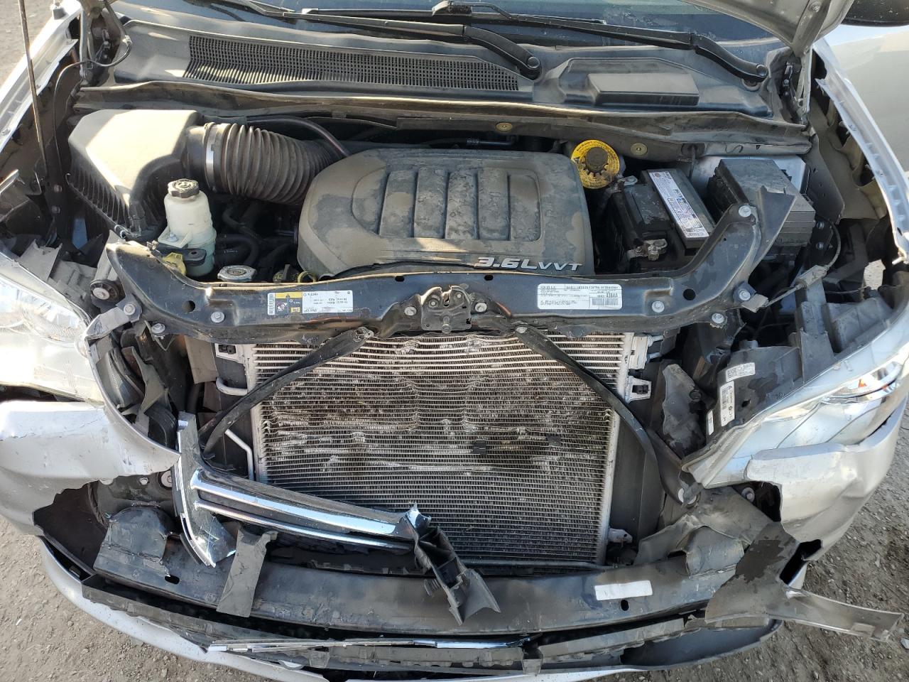 2019 Dodge Caravan - Image 12