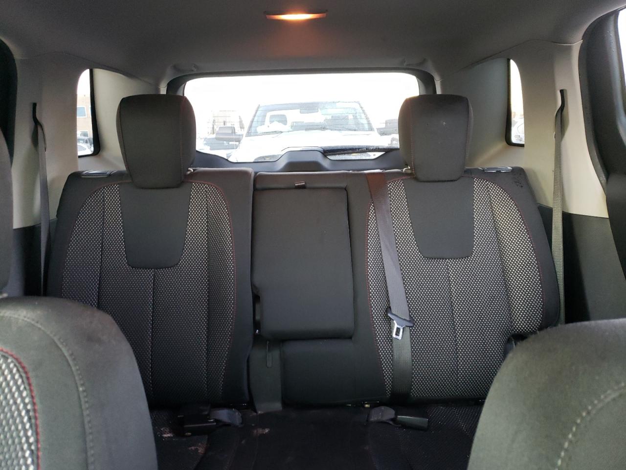 2014 GMC Terrain - Image 10