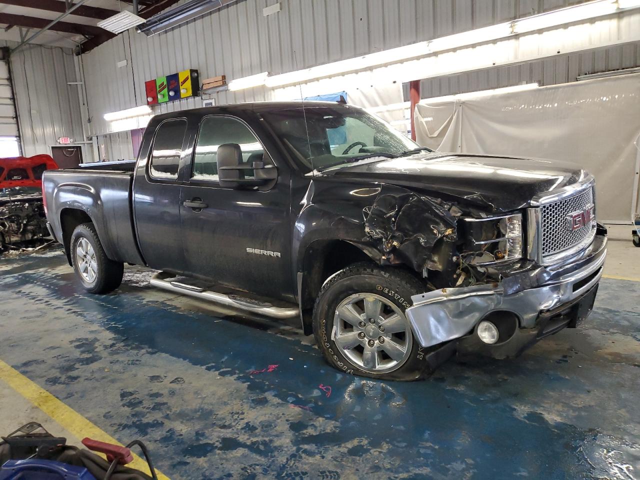 2010 GMC Sierra - Image 4