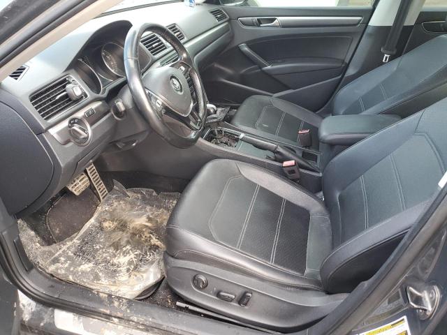  VOLKSWAGEN PASSAT 2017 Серый