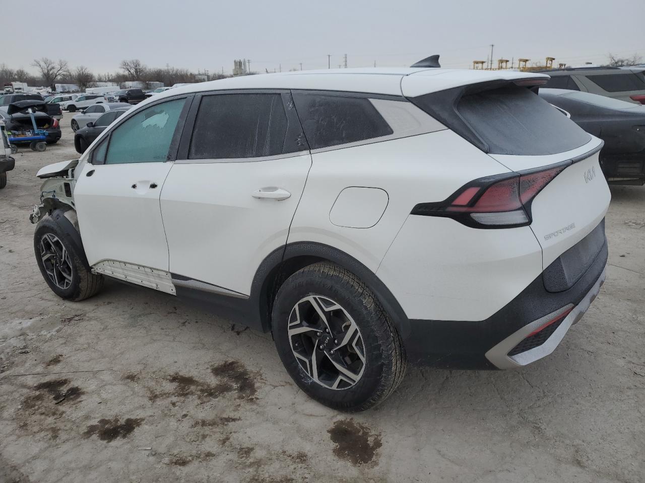2023 Kia Sportage - Image 2