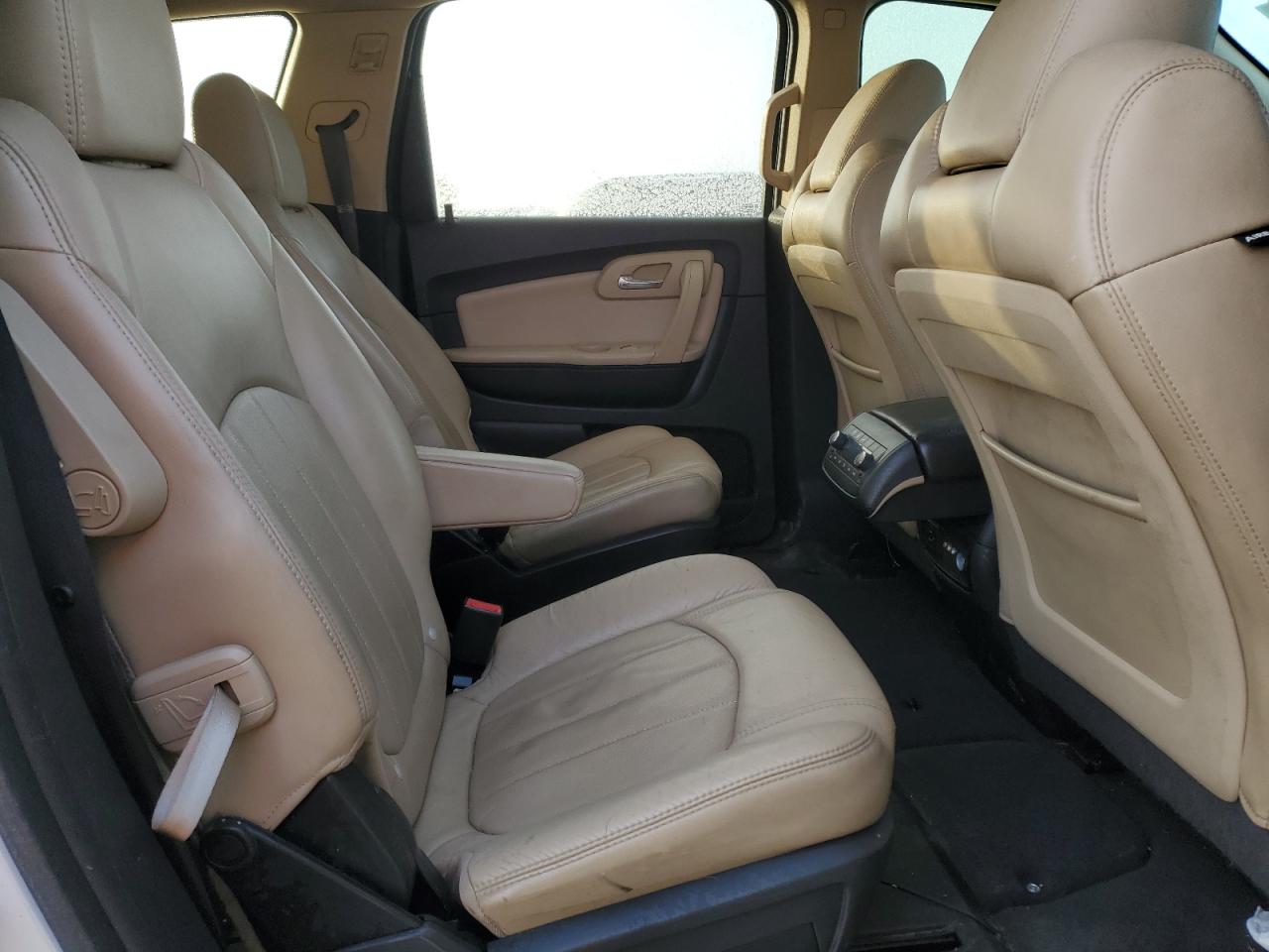 2011 Chevrolet Traverse - Image 11