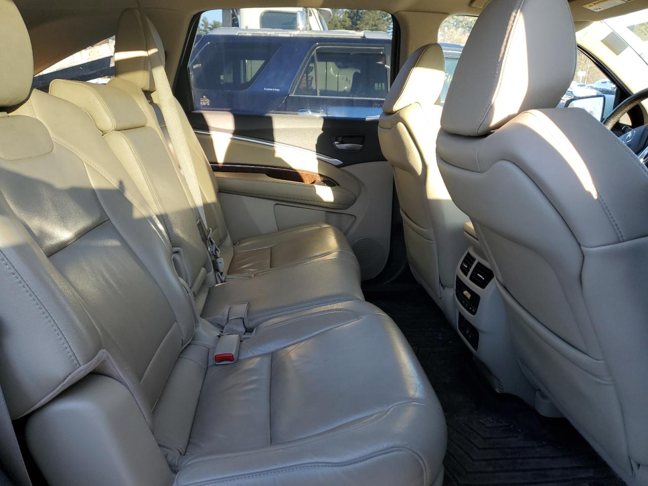 2018 Acura MDX - Image 11