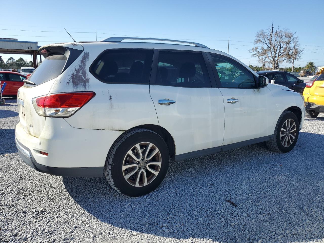 2014 Nissan Pathfinder - Image 3