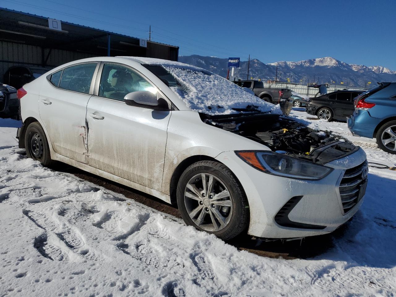 2017 Hyundai Elantra - Image 4