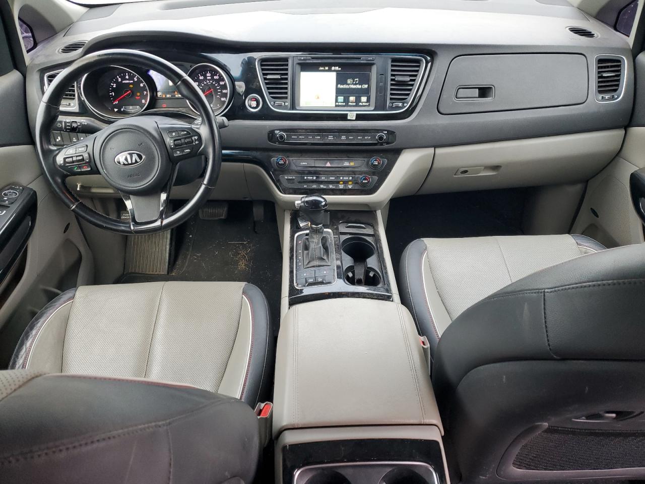2015 Kia Sedona - Image 8