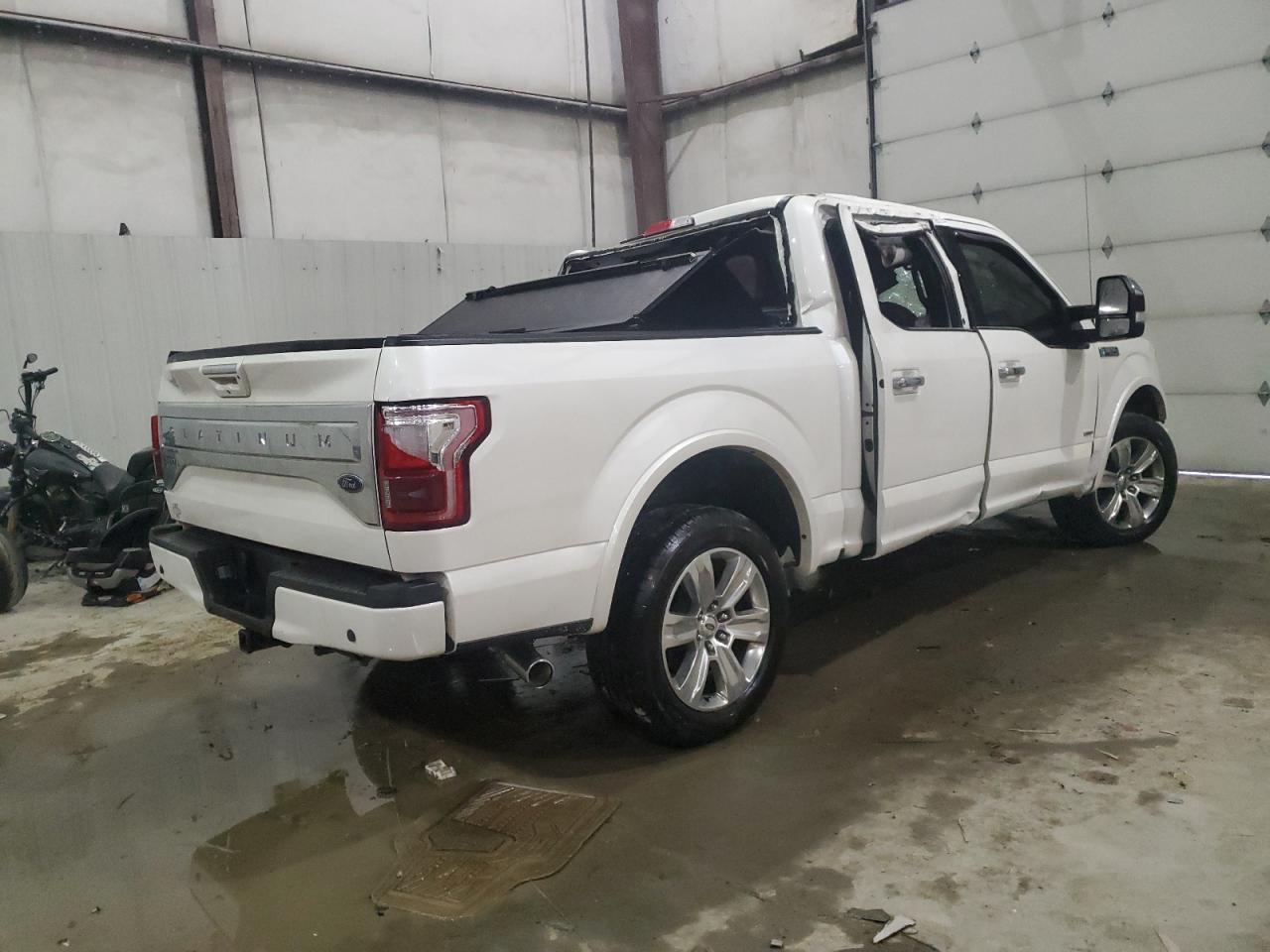 2015 Ford F-150 - Image 3