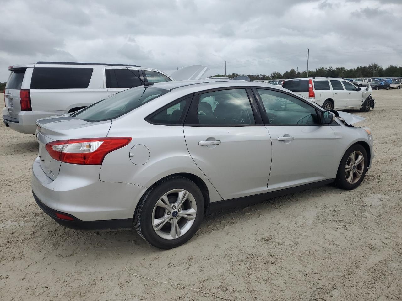 VIN 1FADP3F28EL435464 2014 FORD ALL Models no.3