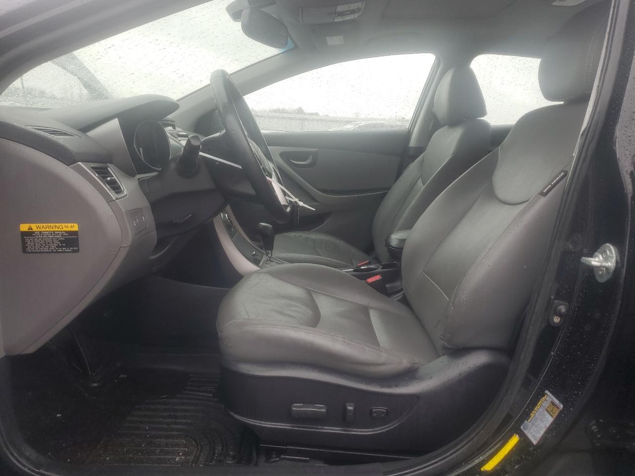 2013 Hyundai Elantra - Image 7