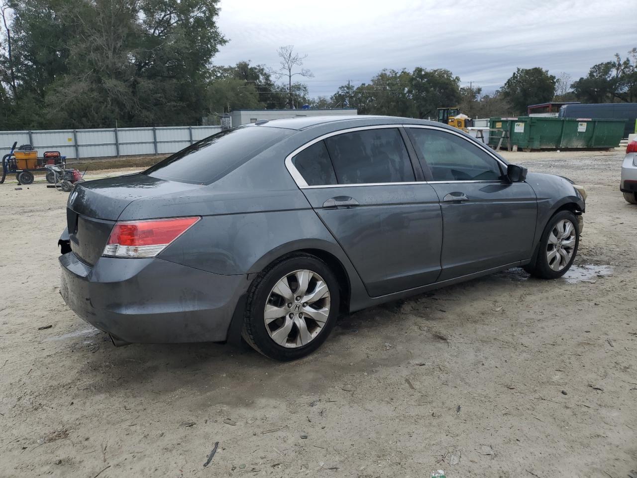 2010 Honda Accord - Image 3
