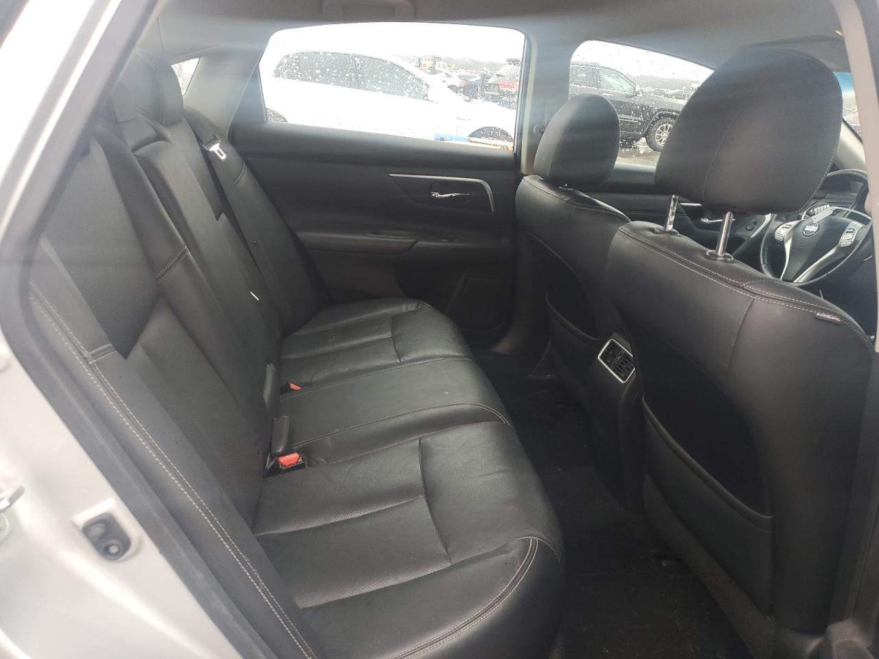2018 Nissan Altima - Image 10