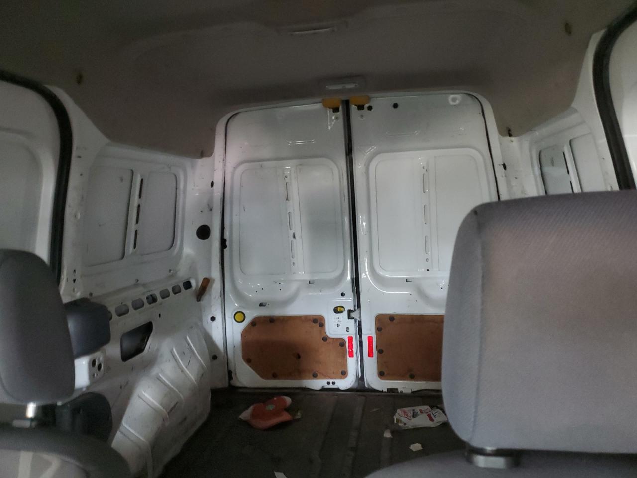 2011 Ford Transit - Image 10