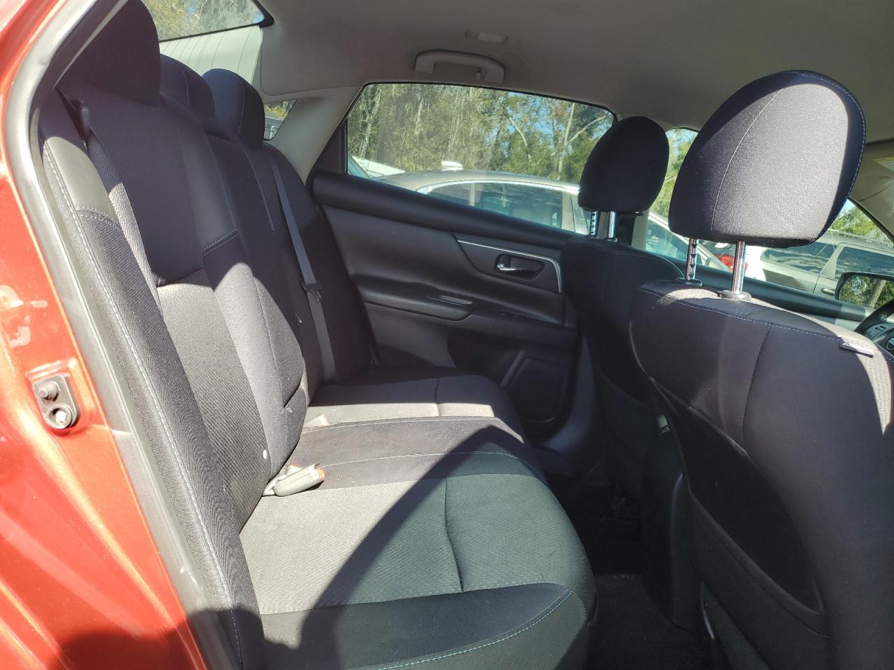 2016 Nissan Altima - Image 11