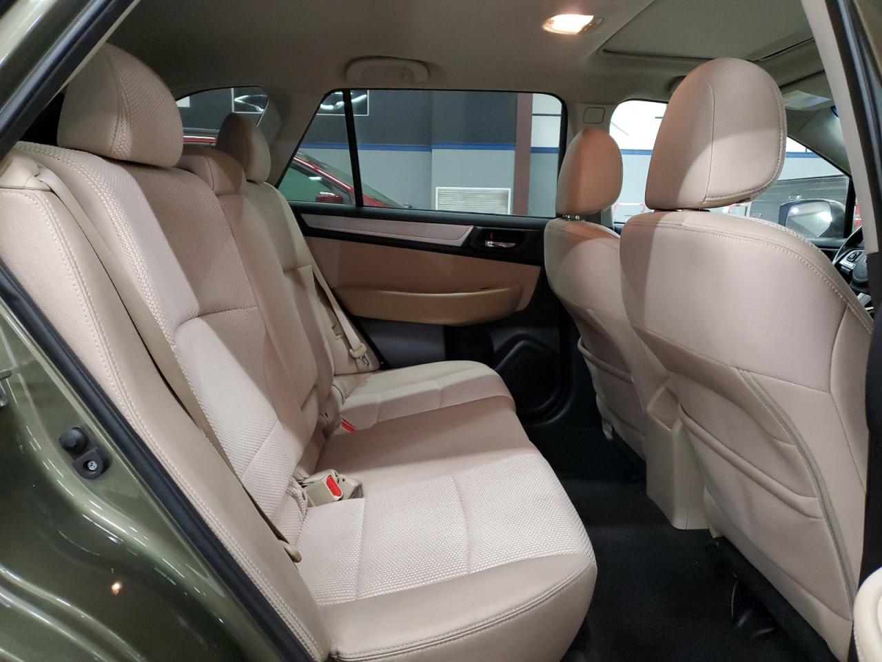 2015 Subaru Outback - Image 11
