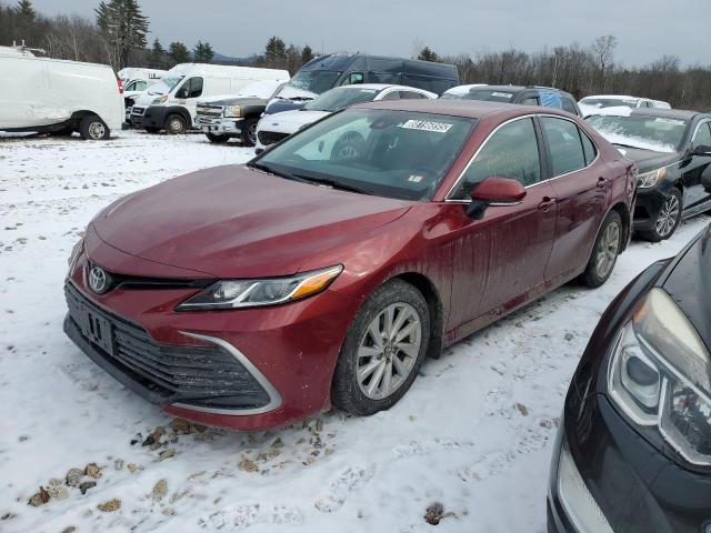 2022 Toyota Camry Le продається в Candia, NH - Front End