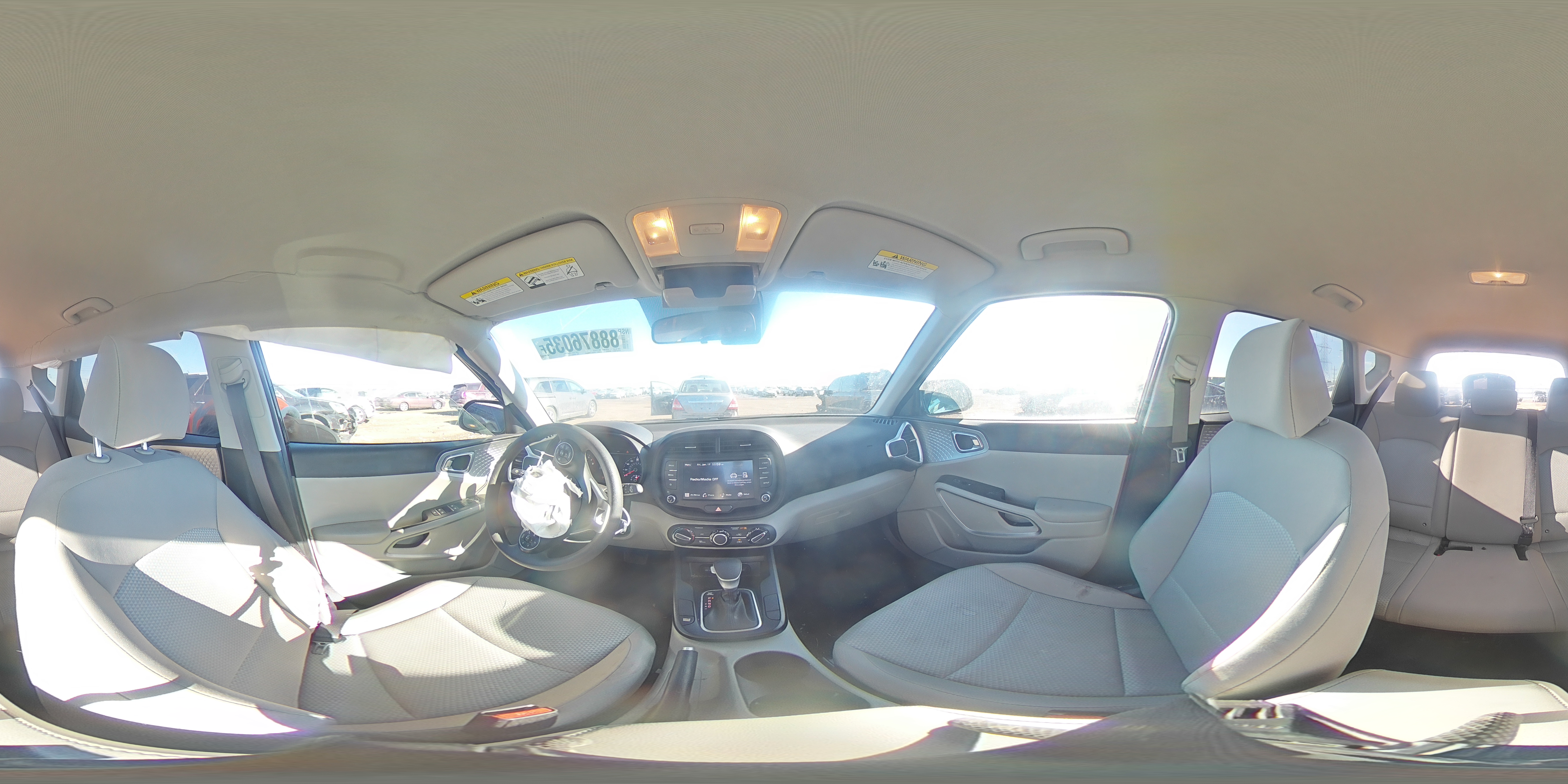 2022 Kia Soul - Image 13