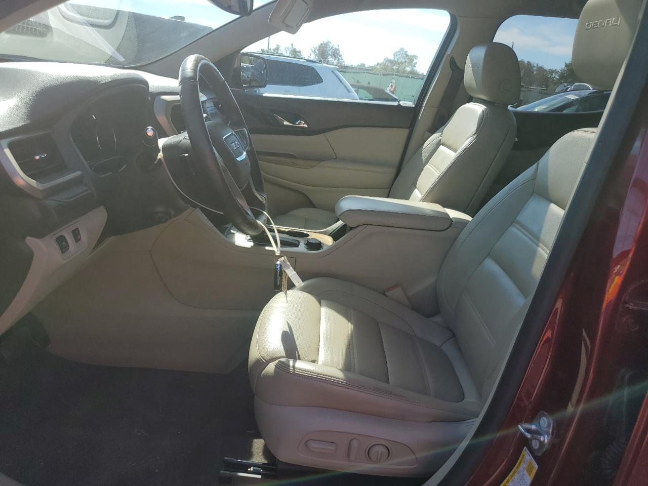 2018 GMC Acadia - Image 7