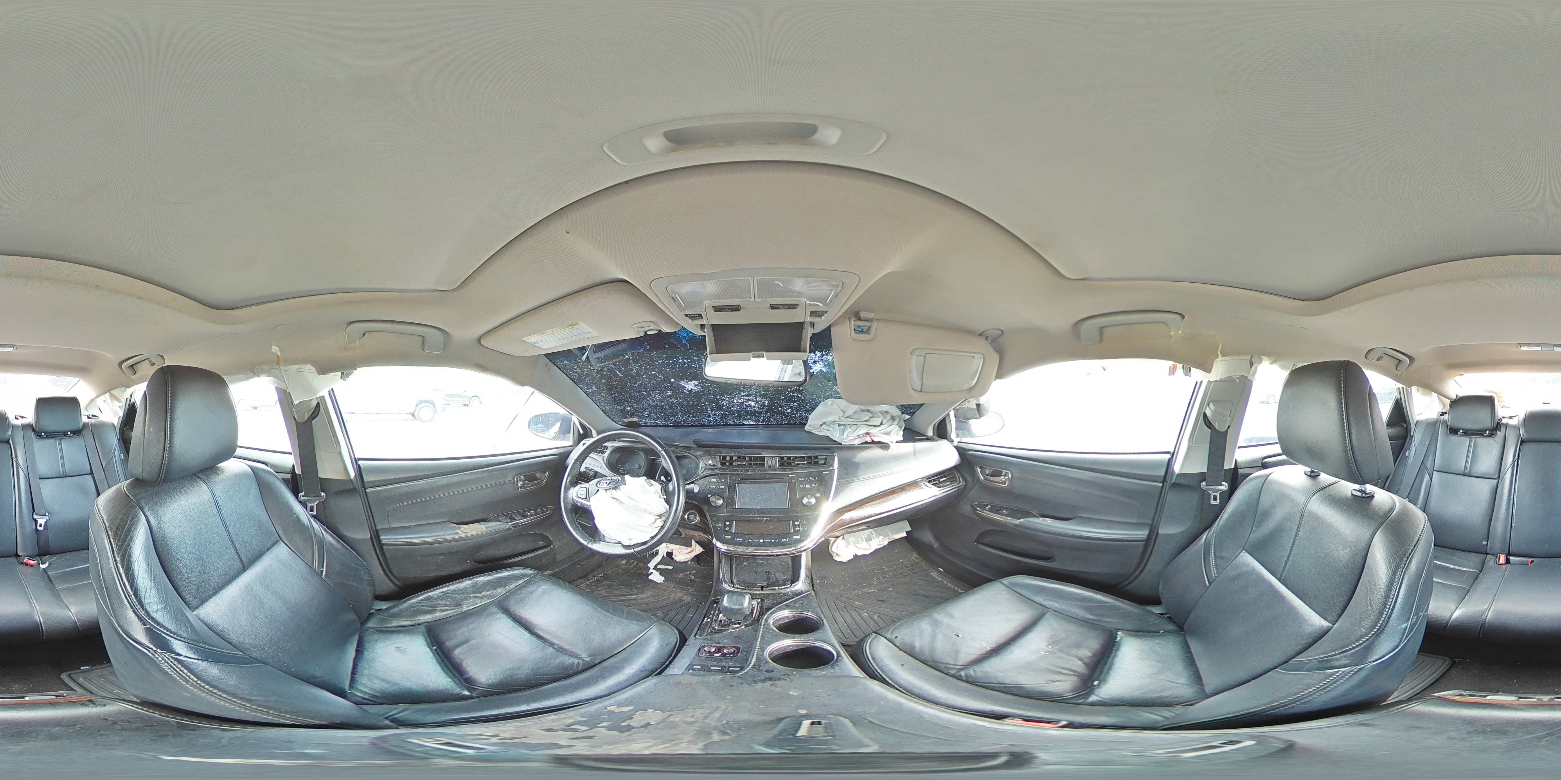 2015 Toyota Avalon - Image 12