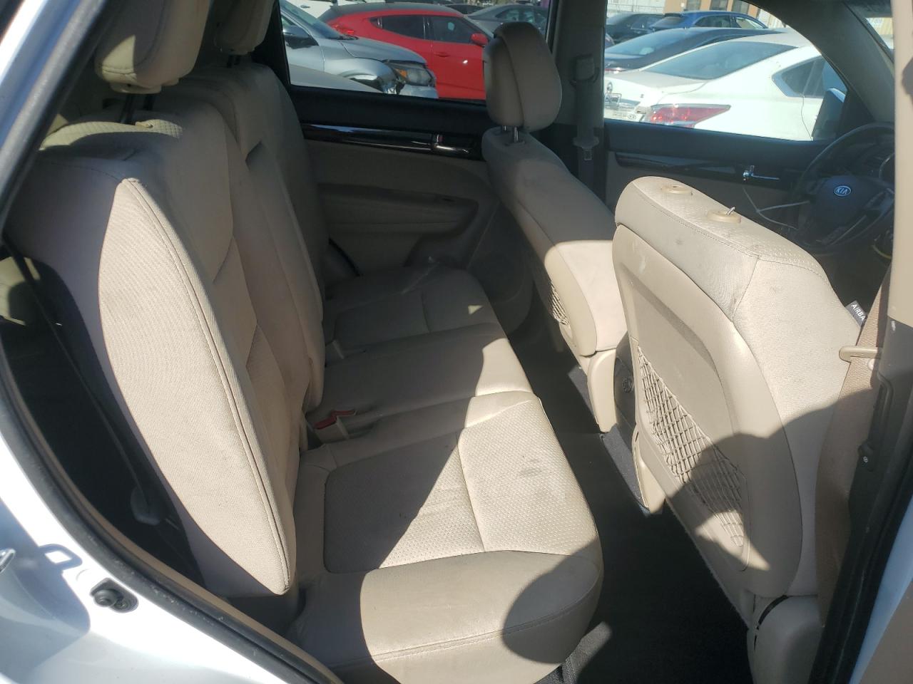 2012 Kia Sorento - Image 11