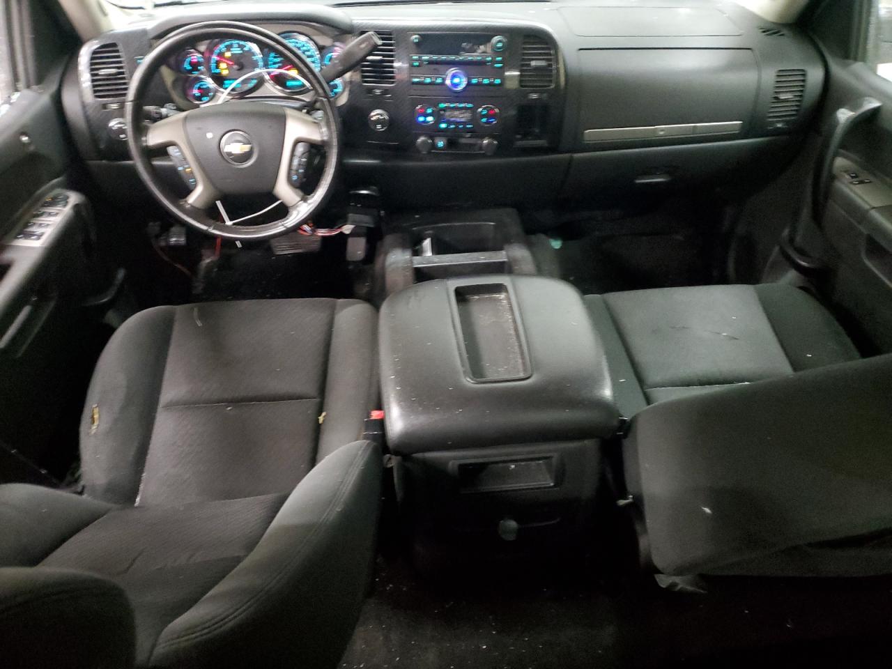 2012 Chevrolet Silverado - Image 8