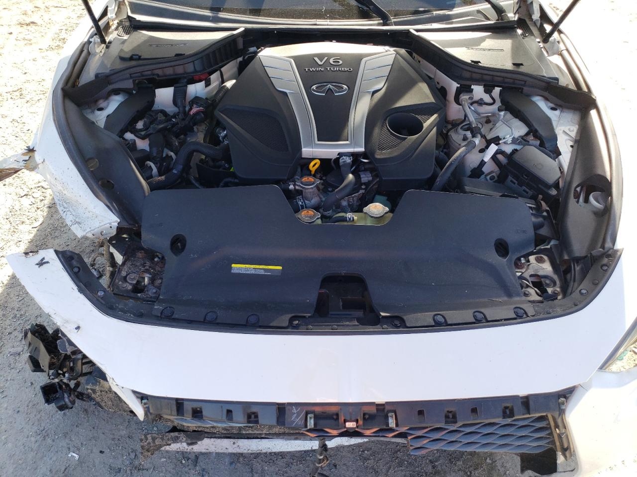 2017 Infiniti Q60 - Image 11