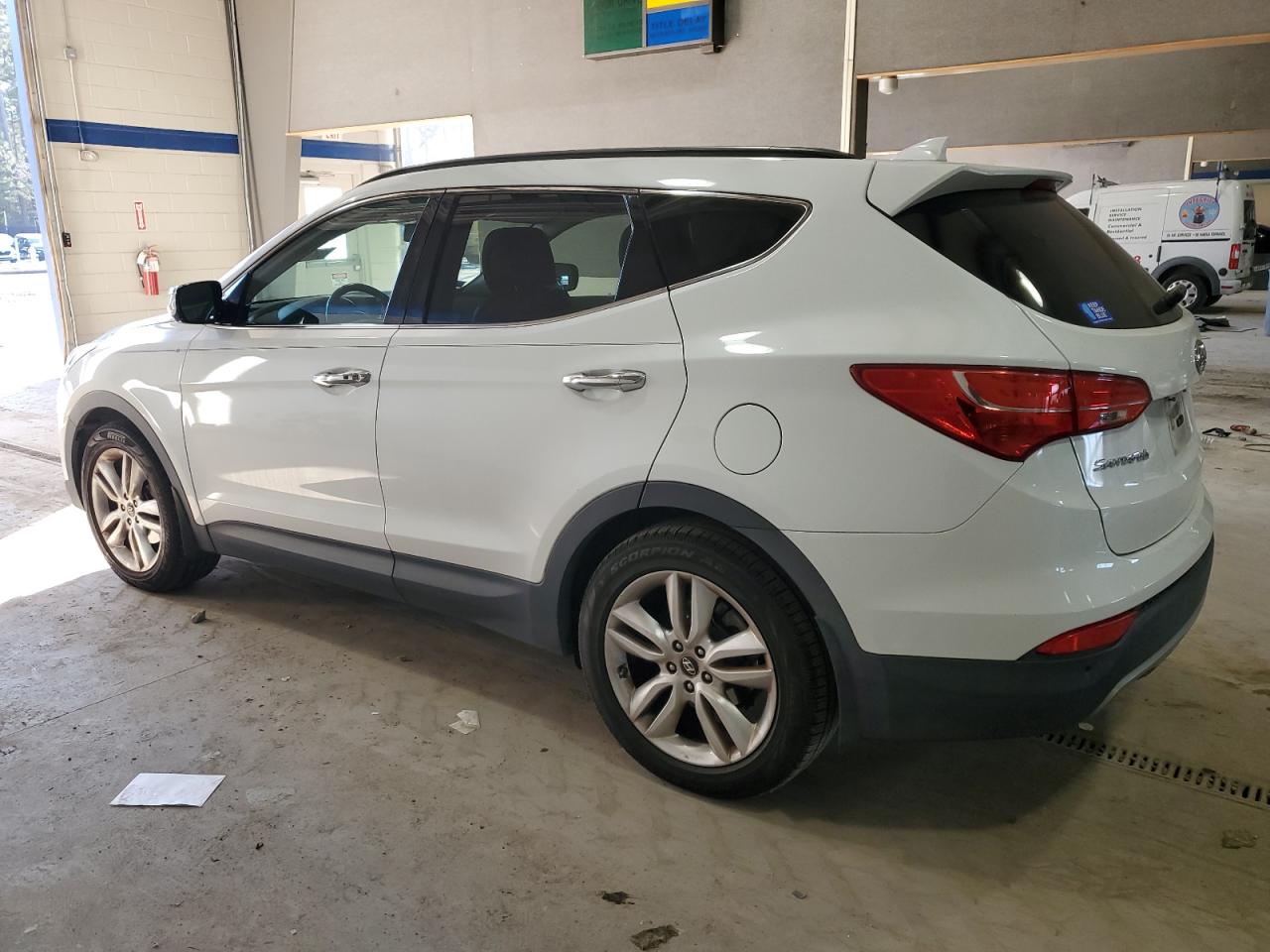 2014 Hyundai Santa Fe - Image 2