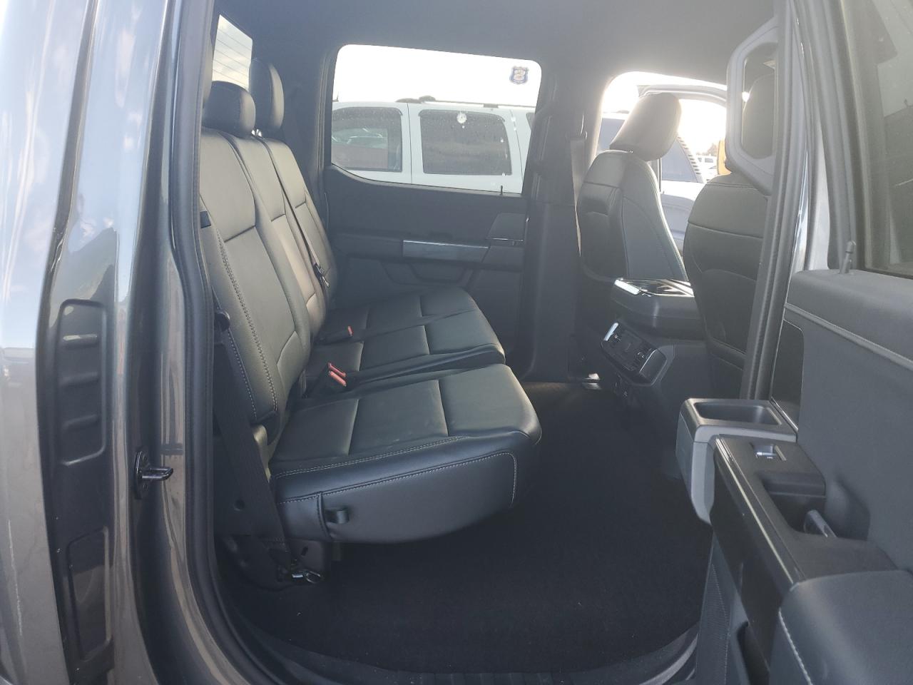 2022 Ford F-150 - Image 10