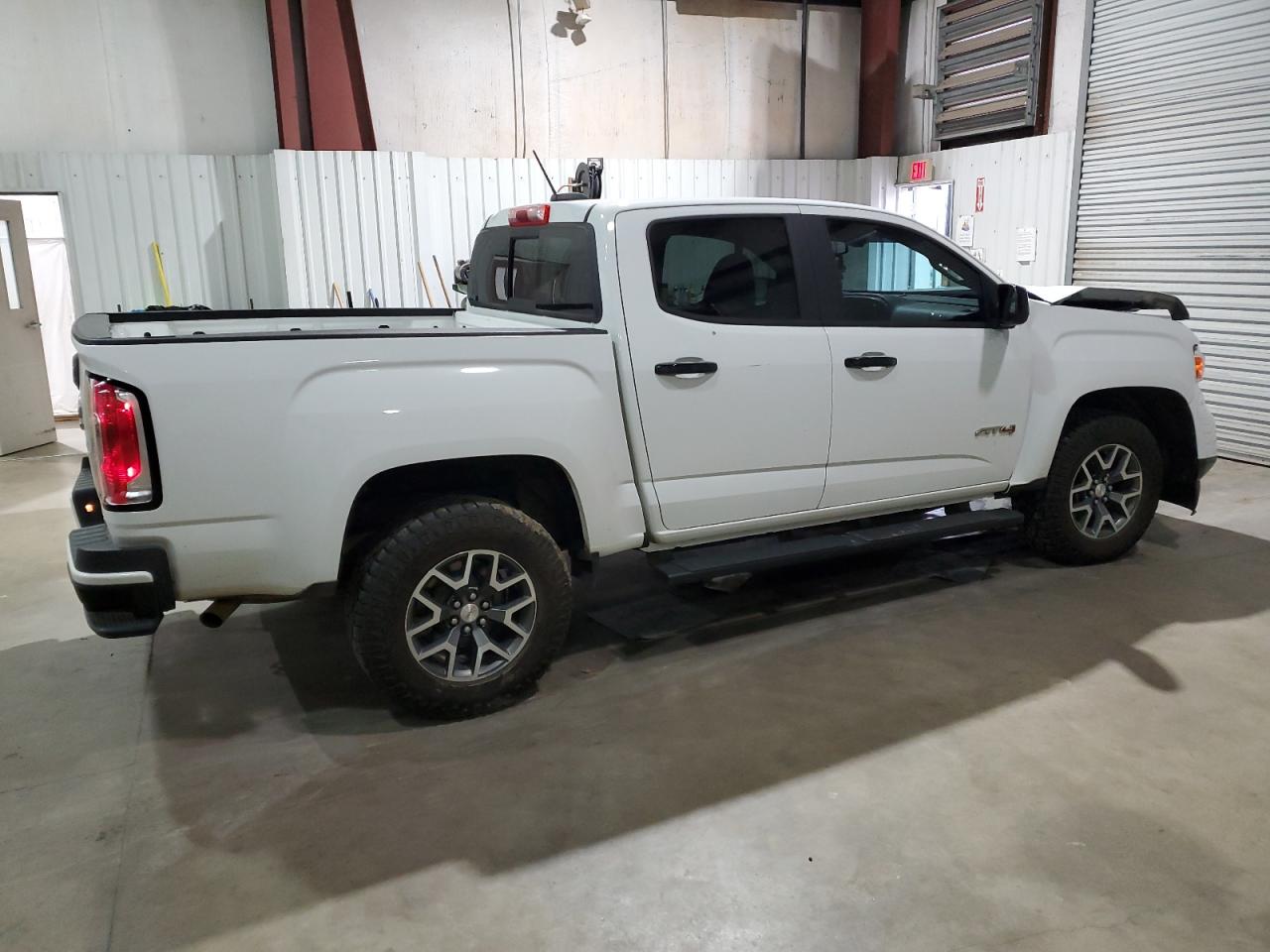 2022 GMC Canyon - Image 3
