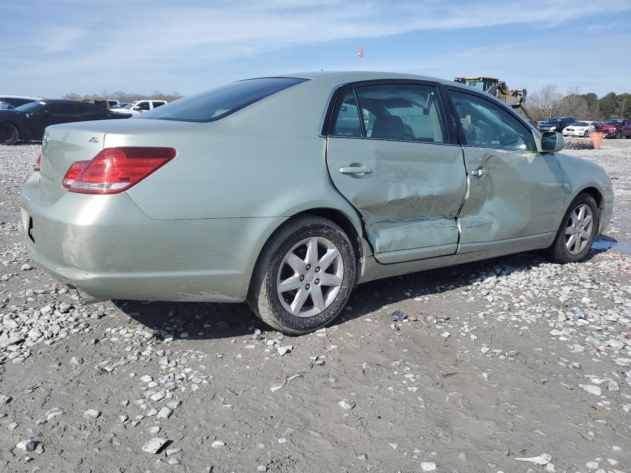 2006 Toyota Avalon - Image 3