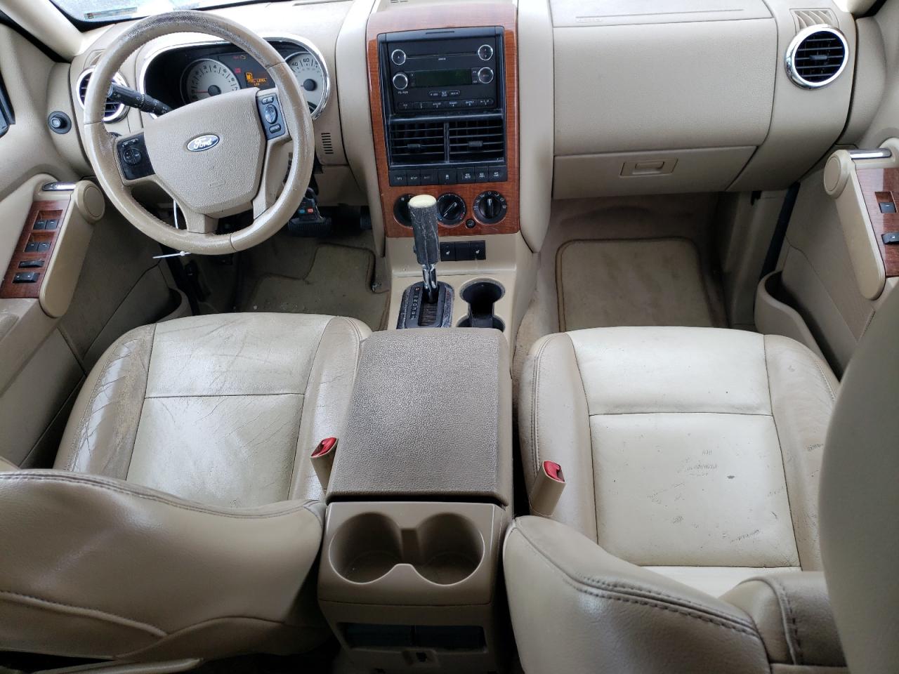 2010 Ford Explorer - Image 8