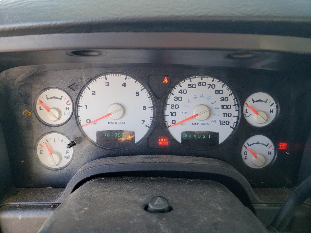 2005 Dodge RAM - Image 9