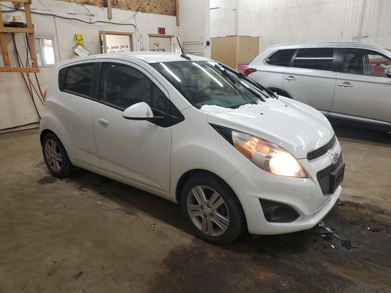 VIN KL8CD6S95EC511735 2014 CHEVROLET SPARK no.4