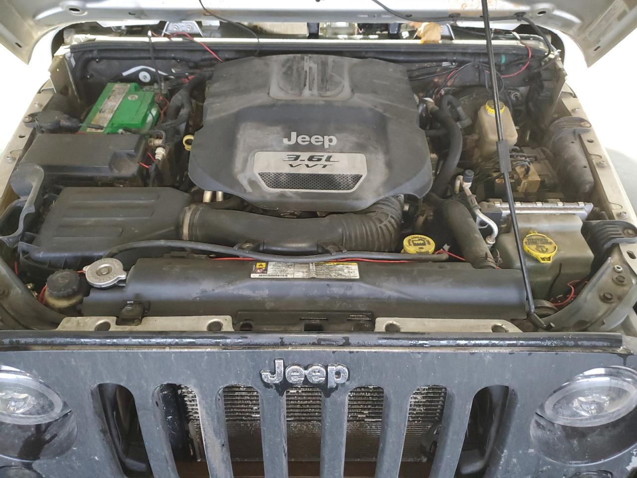 2012 Jeep Wrangler - Image 12