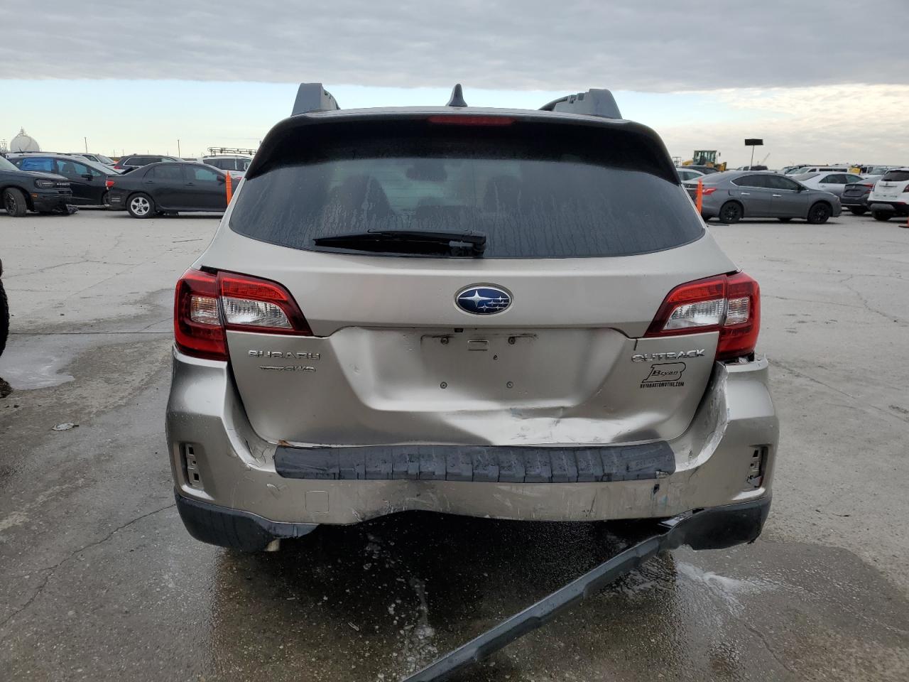 2016 Subaru Outback - Image 6
