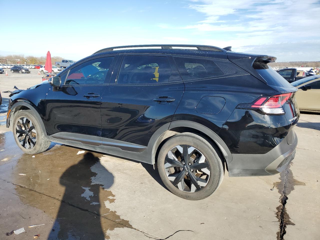 2023 Kia Sportage - Image 2