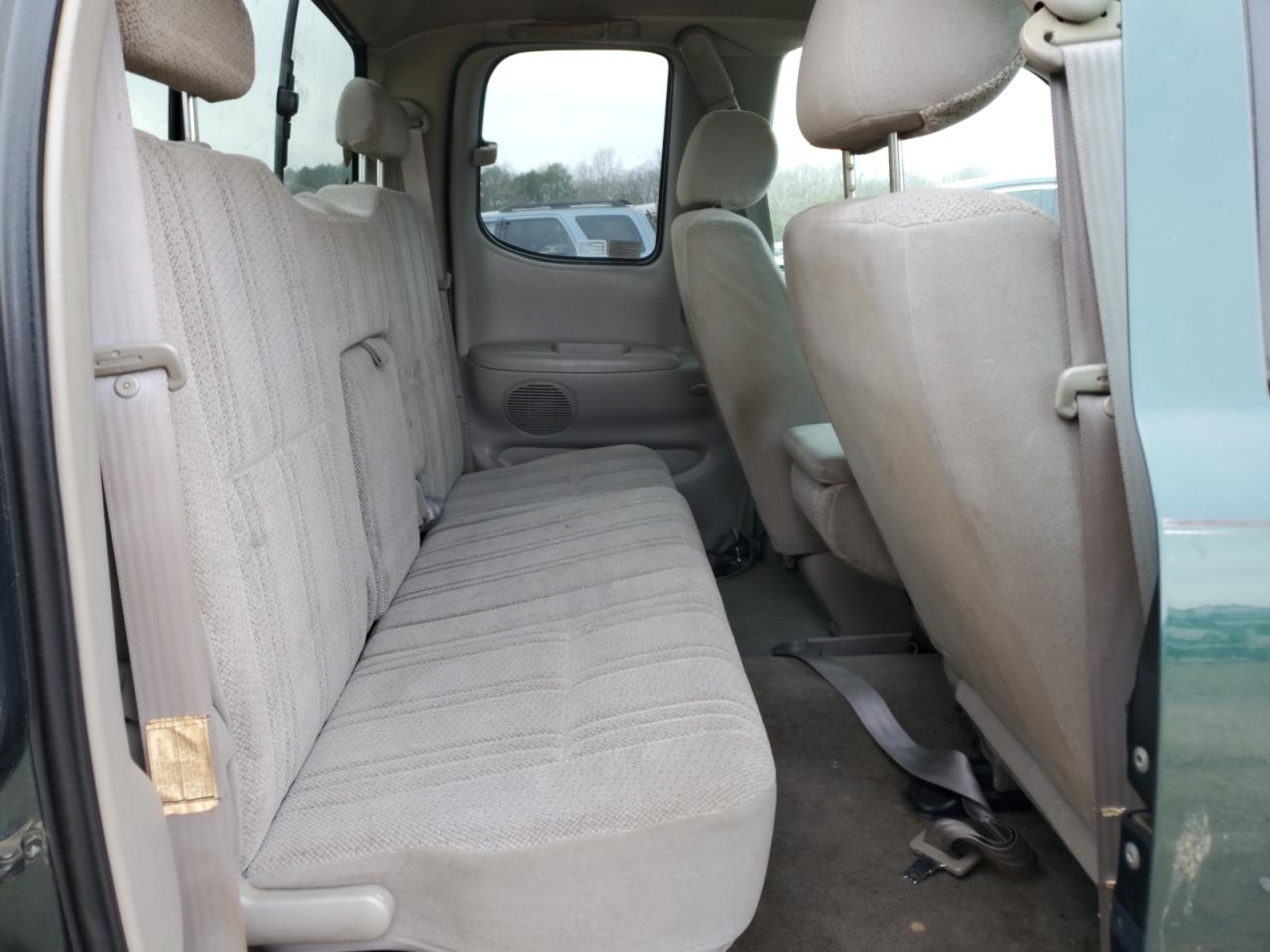 2000 Toyota Tundra - Image 10