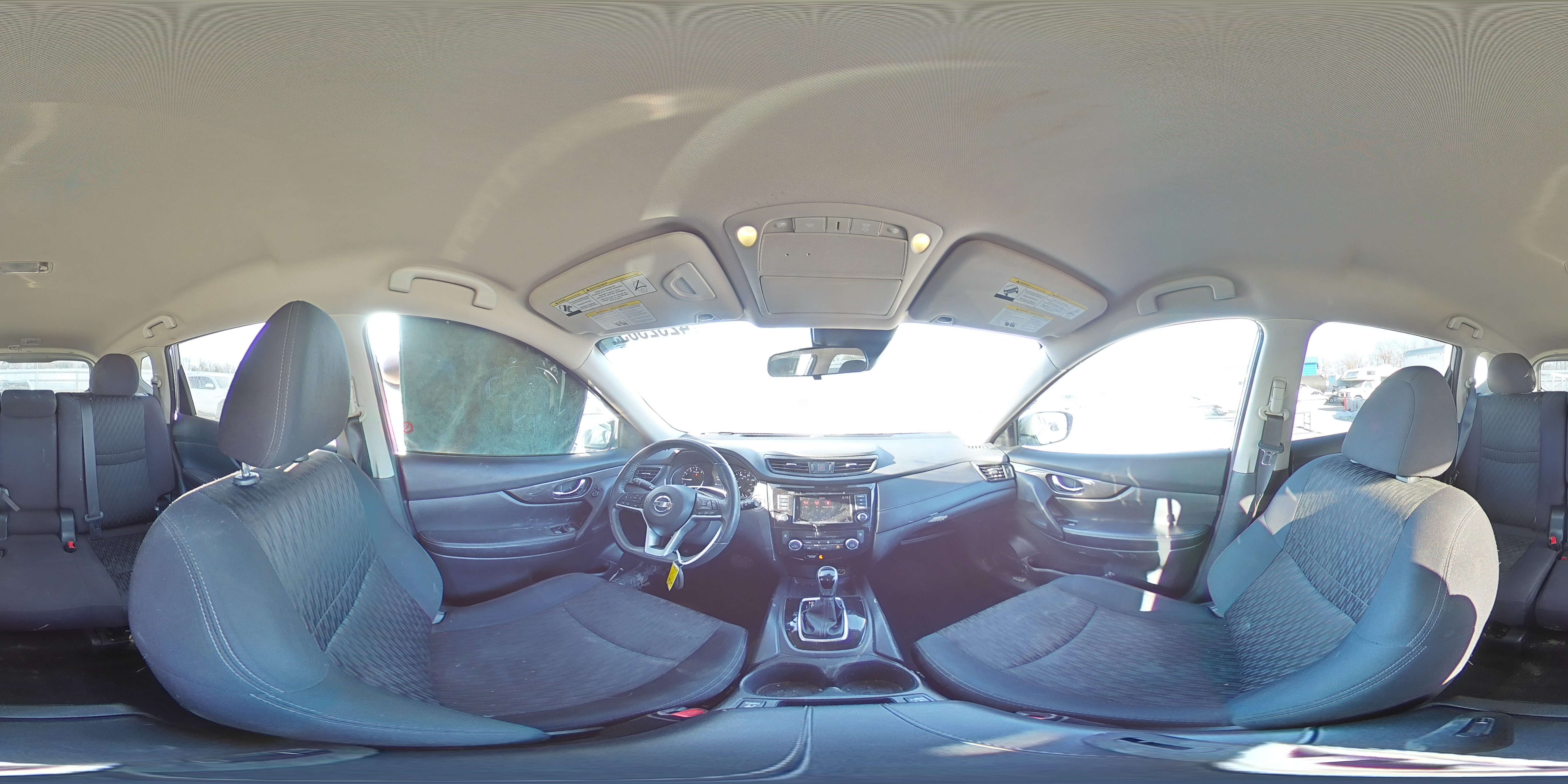 2019 Nissan Rogue - Image 14