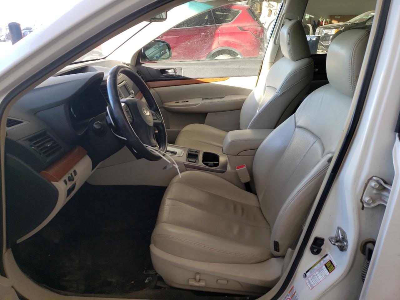 2013 Subaru Outback - Image 7