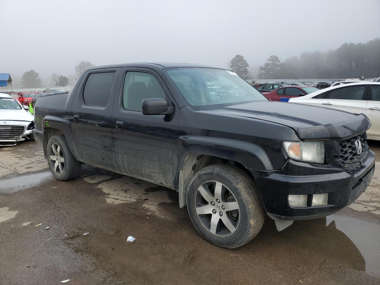 2014 Honda Ridgeline - Image 4