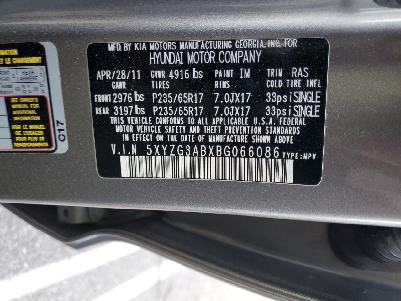 2011 Hyundai Santa Fe - Image 14