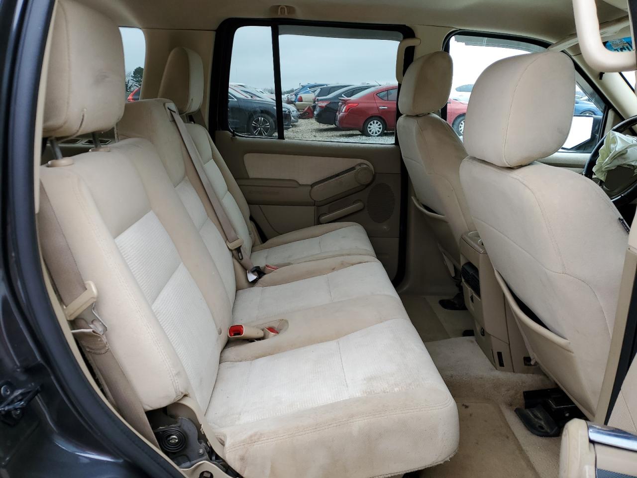 2007 Ford Explorer - Image 11