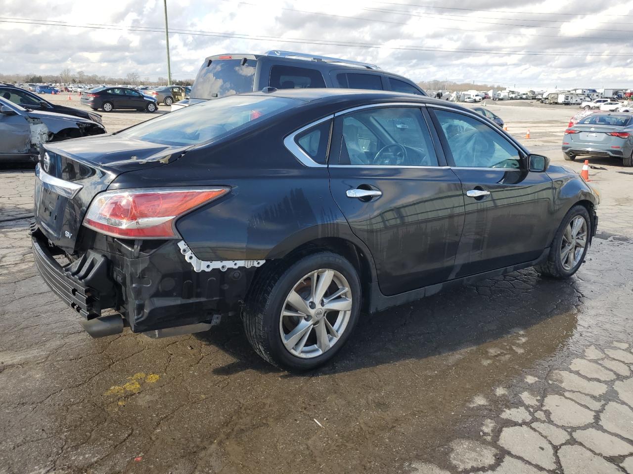 2015 Nissan Altima - Image 3
