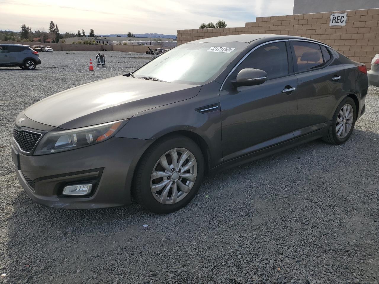 2015 Kia Optima - Image 1
