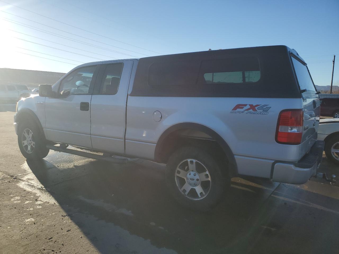 2004 Ford F-150 - Image 2