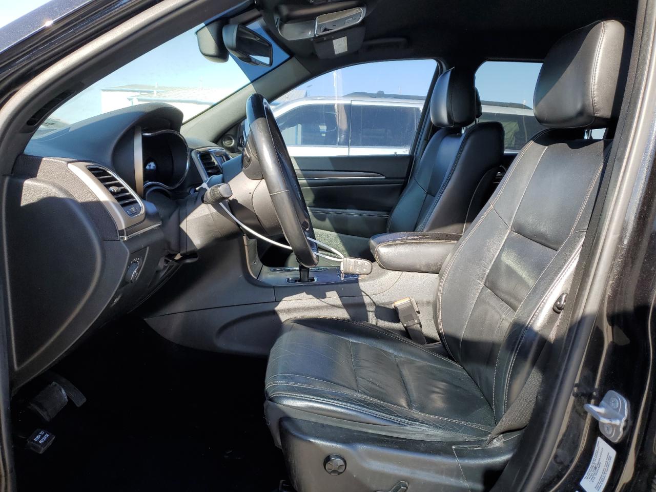 2014 Jeep Grand Cherokee - Image 7