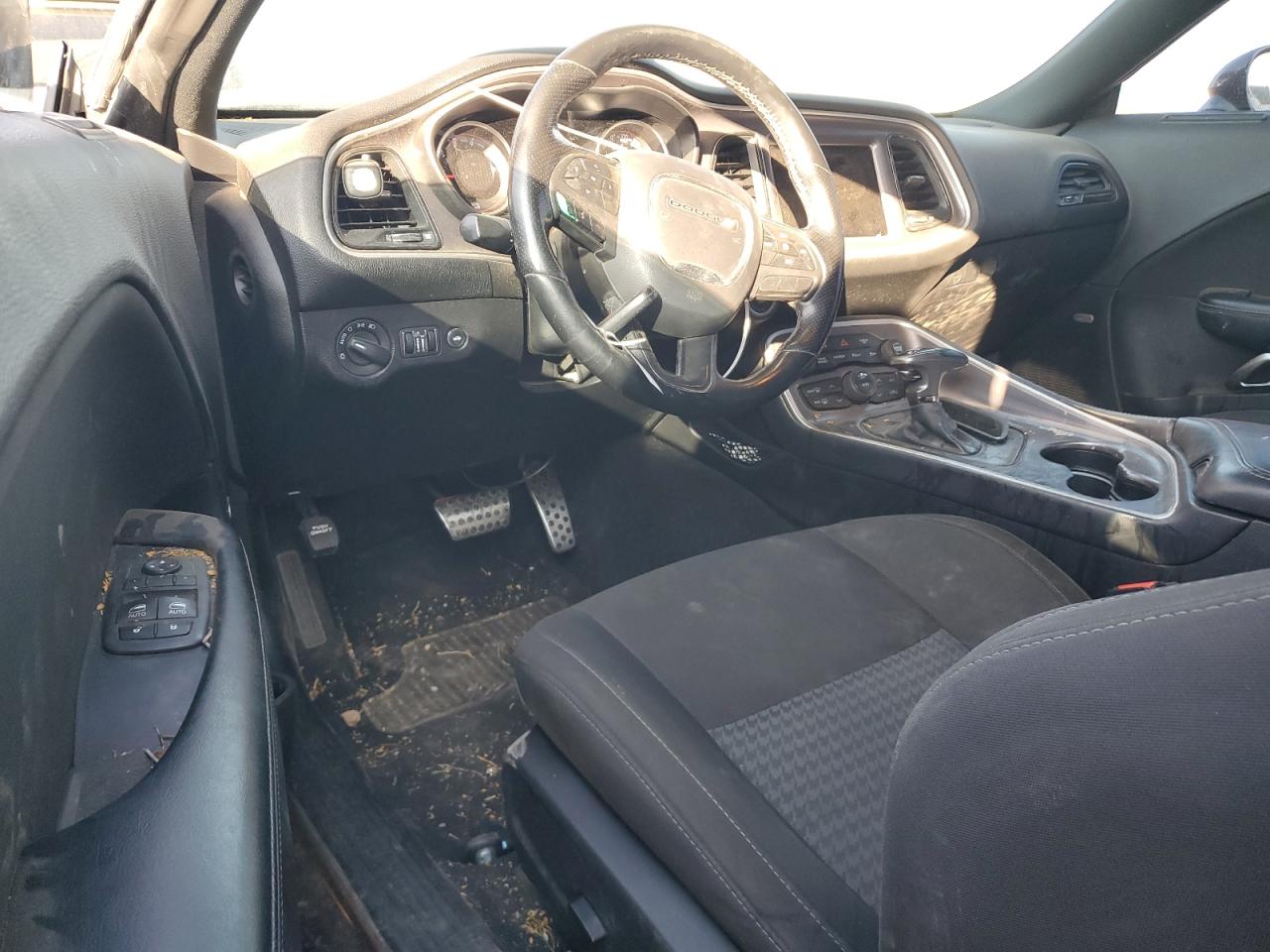 2019 Dodge Challenger - Image 8