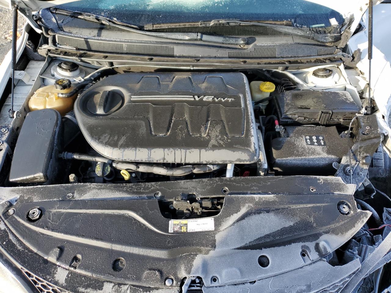 2015 Chrysler 200 - Image 12